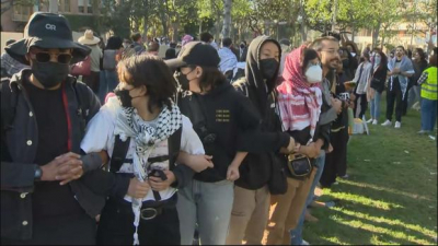 USC Campus Shut Down Amid LAPD Detentions: Pro-Palestinian Protesters in Focus